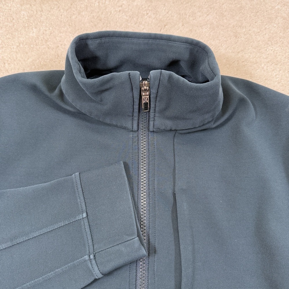 Lululemon Sojourn Jacket Mens Medium Blue Full Zip Athletic Performance
